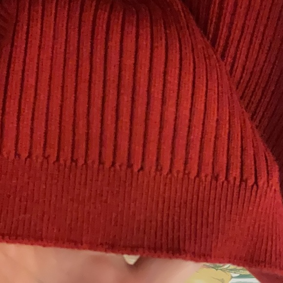 Cable & Gauge Ribbed Knit Pencil Skirt, Size S, Red, NWOT - Picture 3 of 6